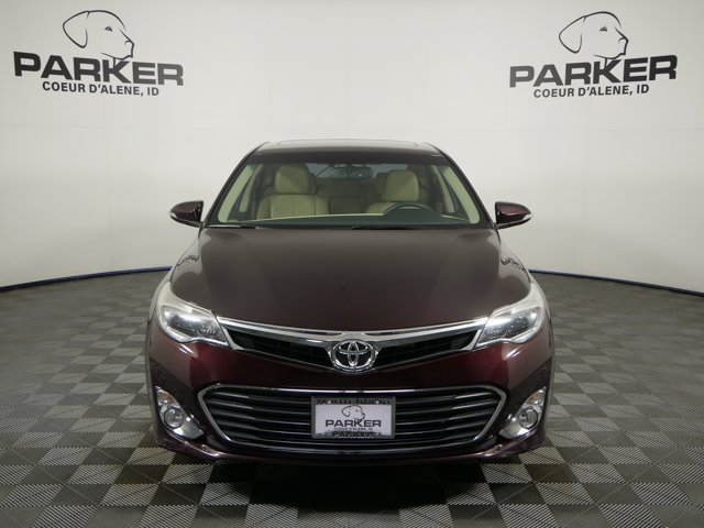Used 2015 Sizzling Crimson Mica Toyota Limited image 3