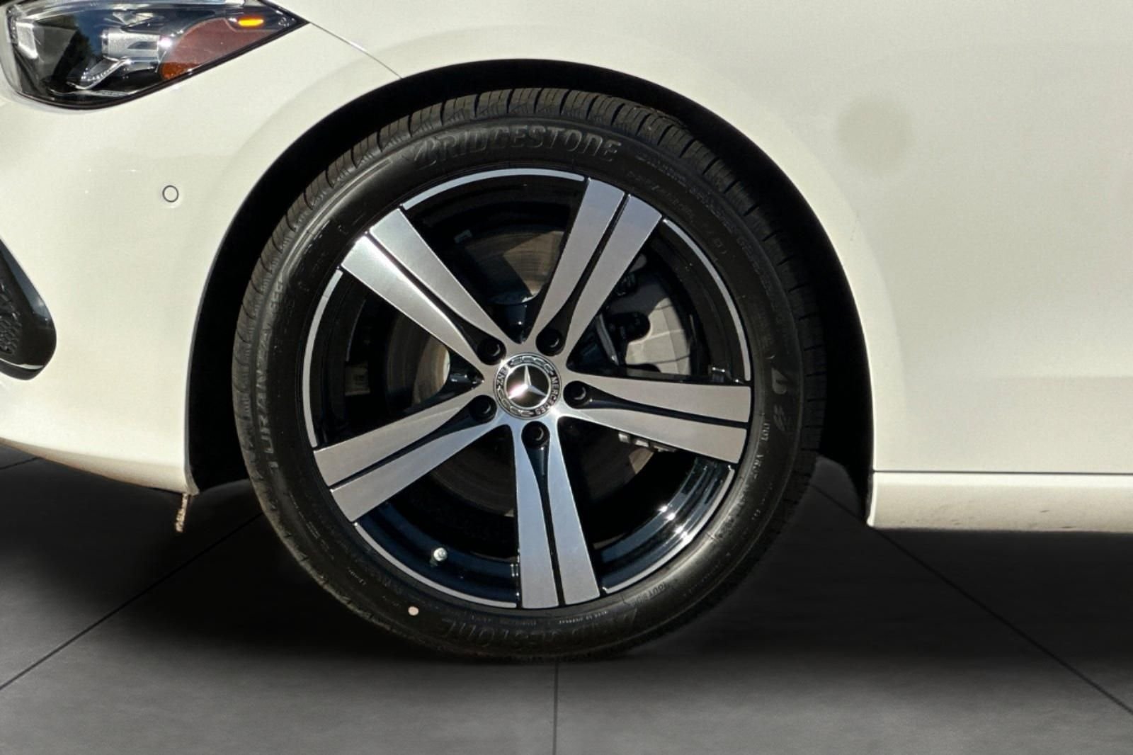 New 2025 Polar White Mercedes-Benz C 300 image 3