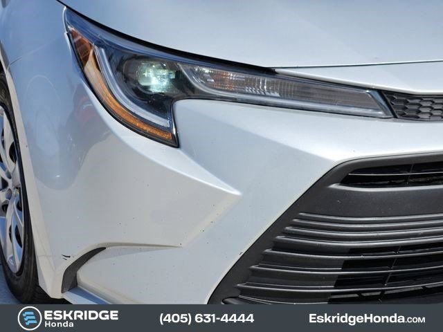2023 Toyota Corolla LE - Photo 9