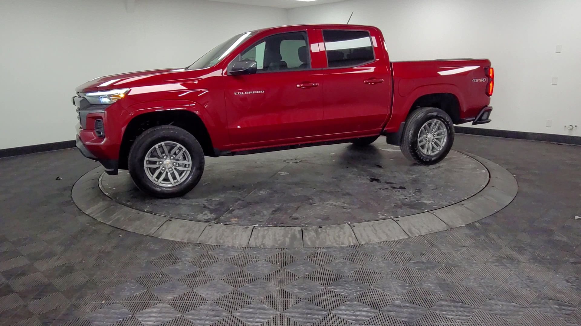 2026 Chevrolet Colorado LT - Photo 6
