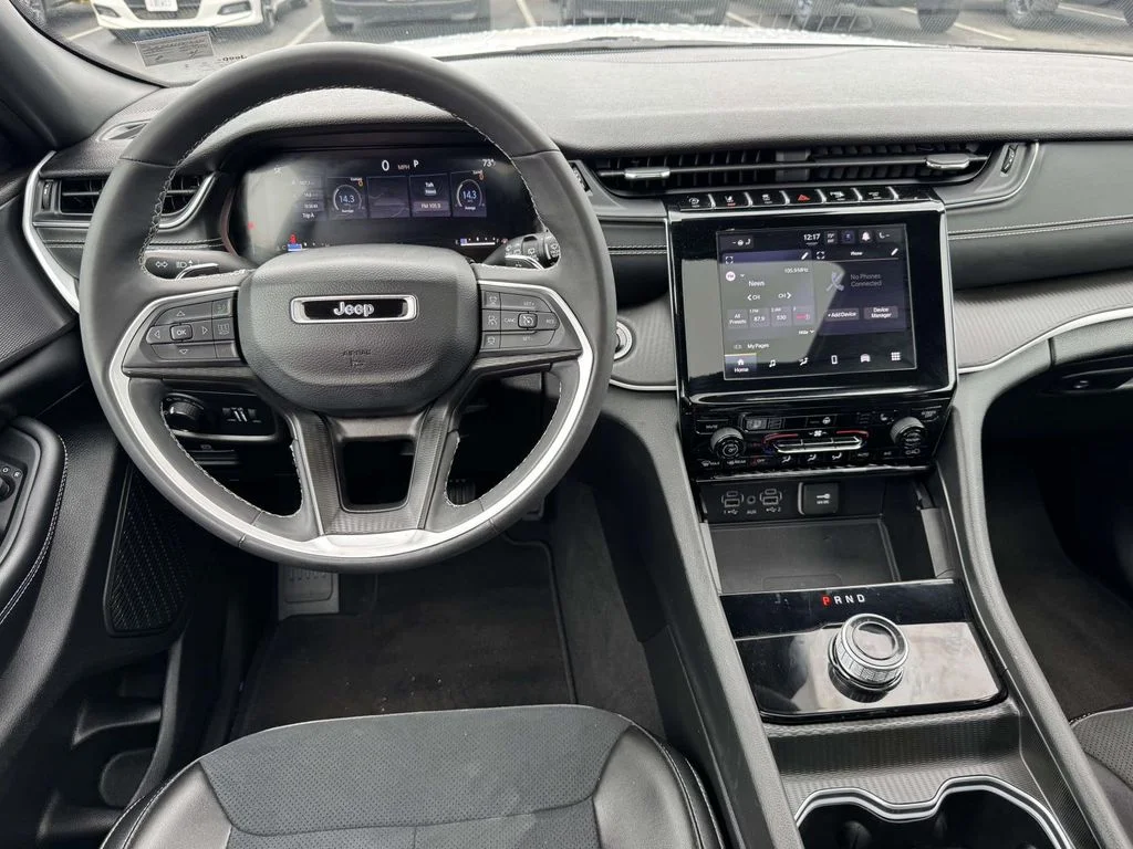 Used 2024 White Jeep Altitude X image 17