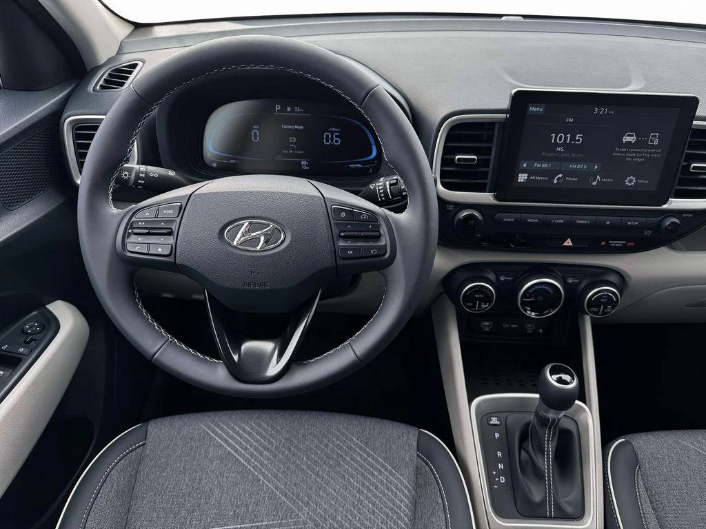 2026 Hyundai Venue SEL - Photo 17