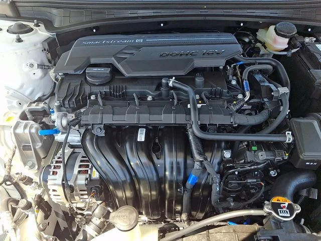 New 2026 White Hyundai SE image 19