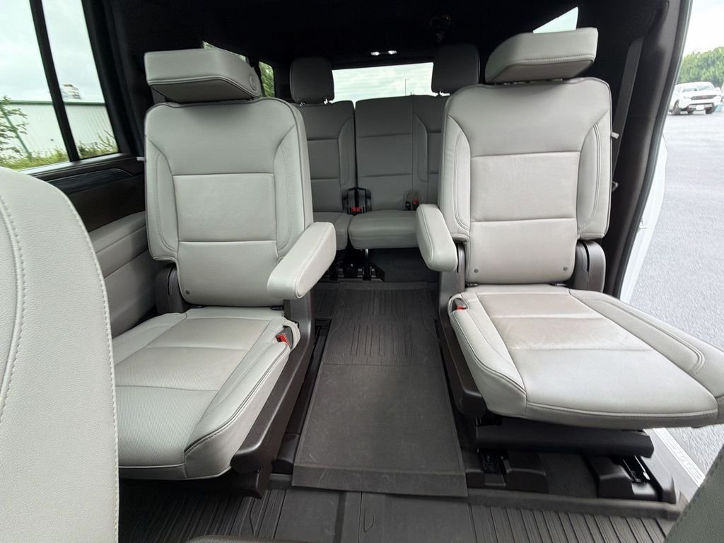 Certified Used 2023 White GMC SLT image 13