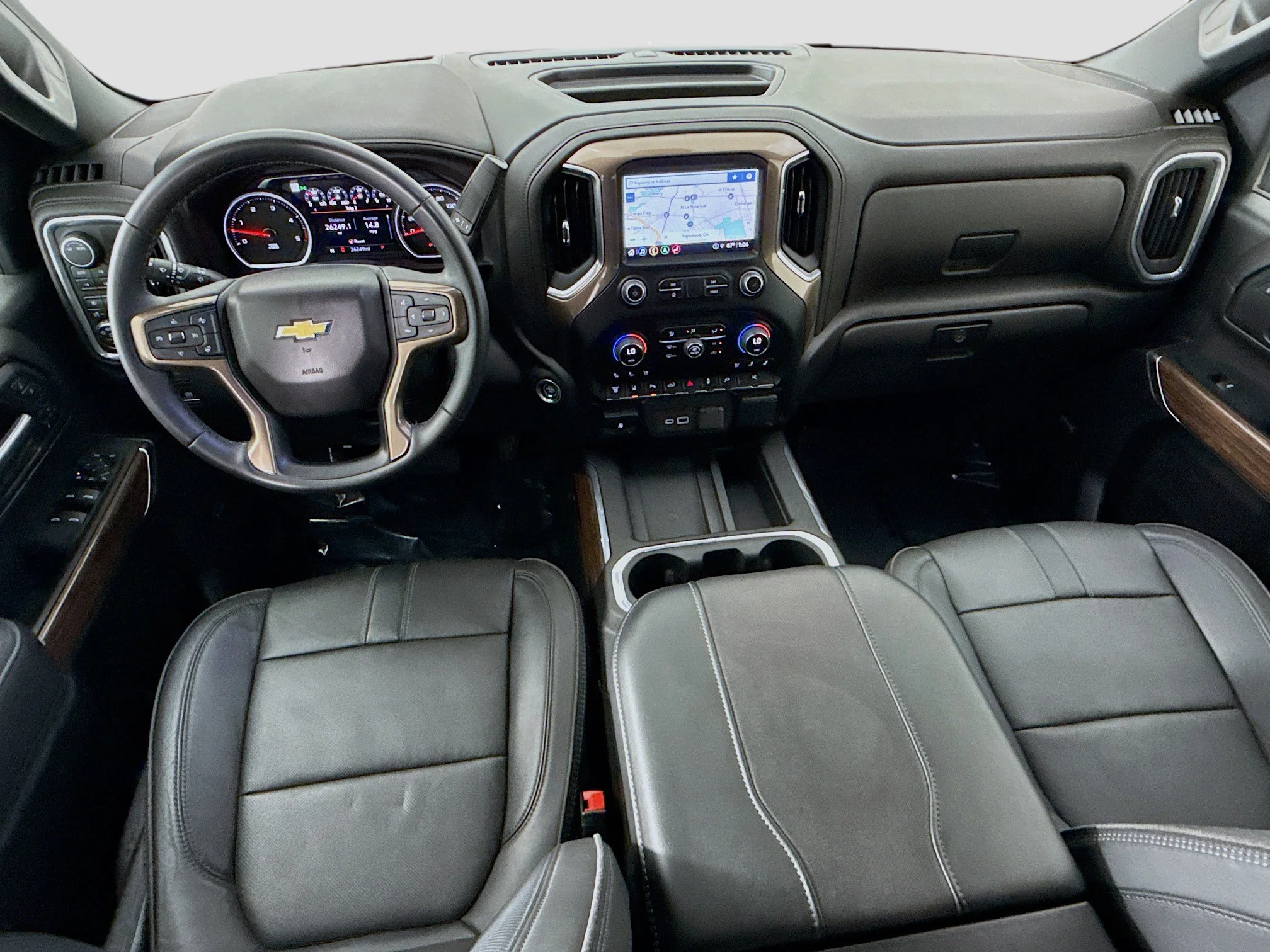 Used 2023 Iridescent Pearl Tricoat Chevrolet High Country image 26