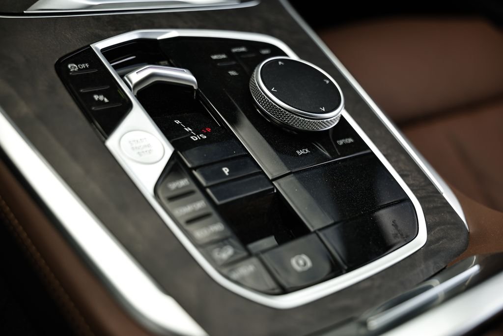 New 2026 Skyscraper Grey Metallic BMW xDrive40i image 41