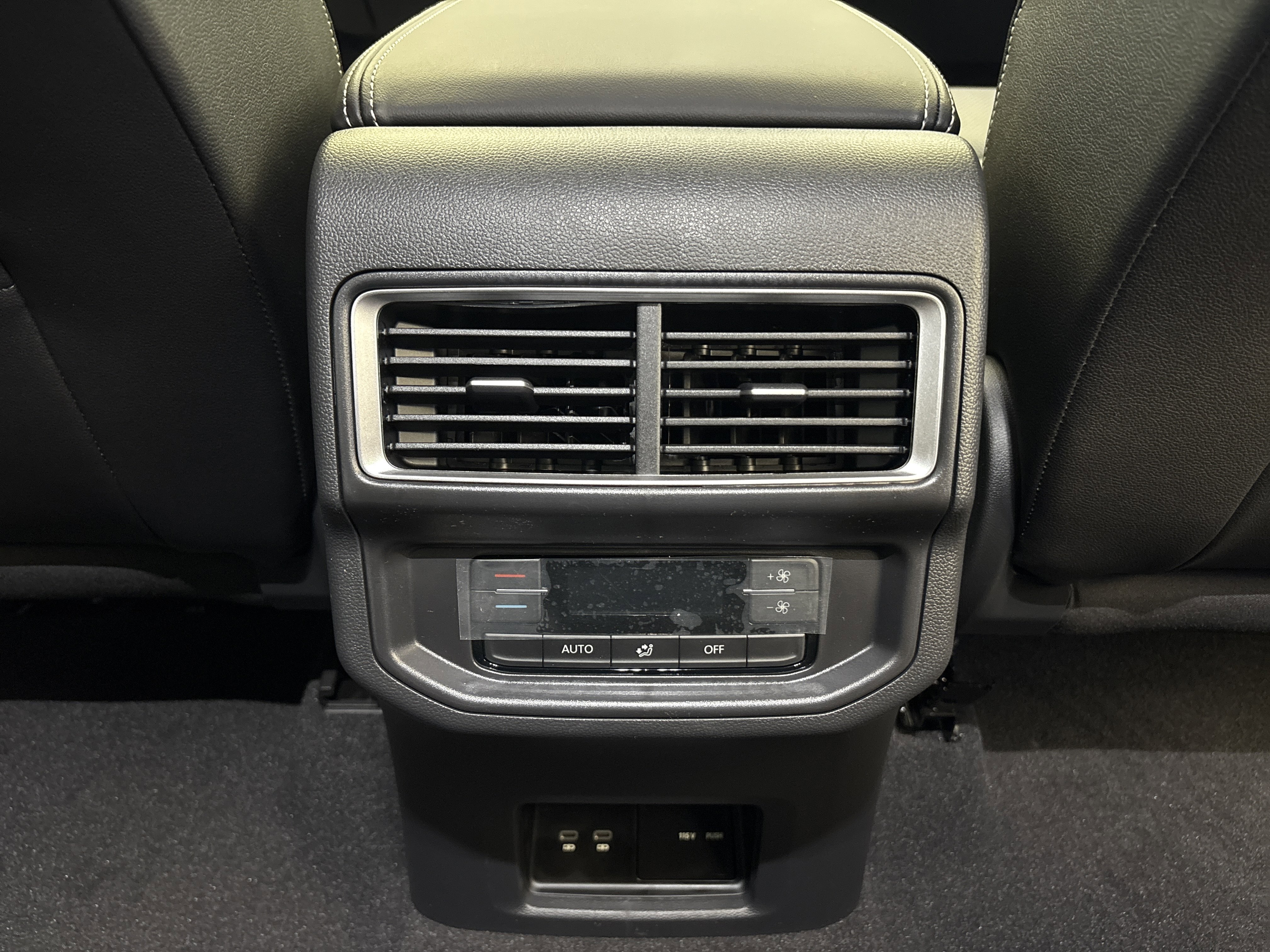 2026 Volkswagen Atlas SE w/Tech - Photo 26