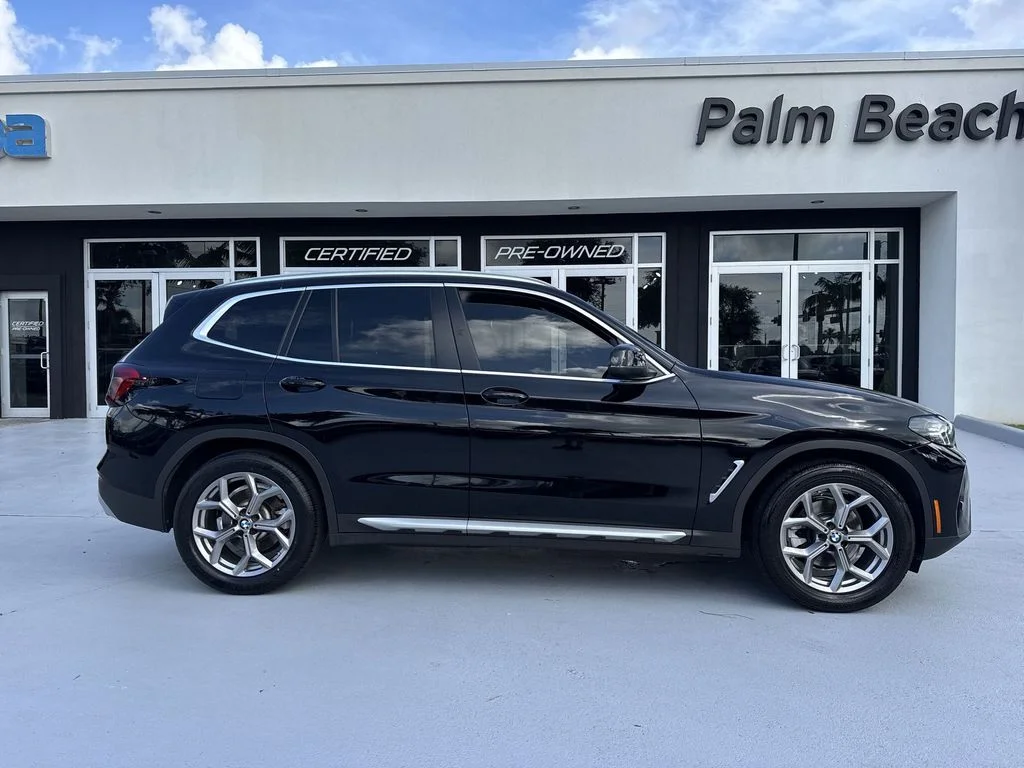 Used 2022 Jet Black BMW sDrive30i image 23