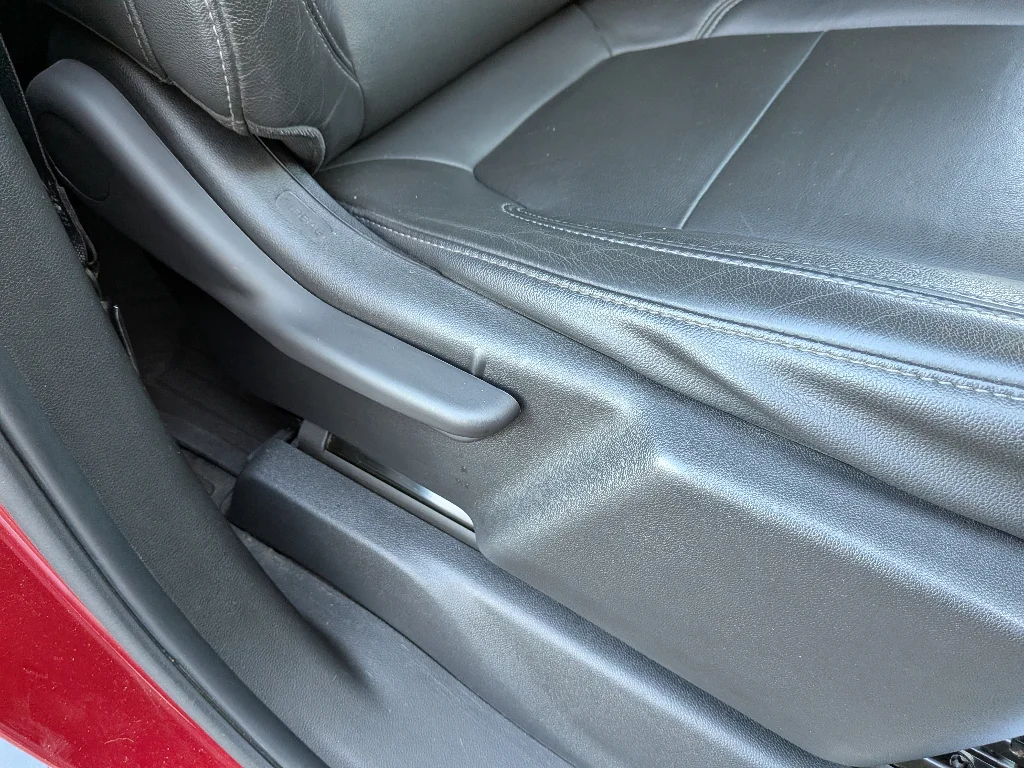 Used 2020 Cajun Red Tintcoat Chevrolet RST image 22
