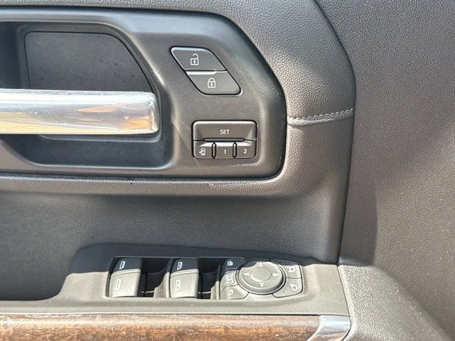 Used 2020 Black GMC Denali image 16
