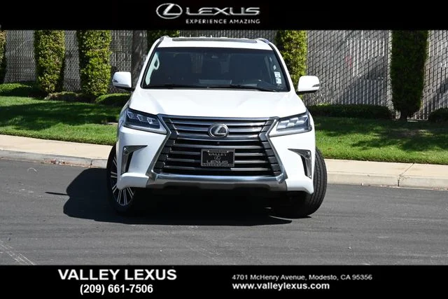 Used 2018 White Lexus 570 image 5
