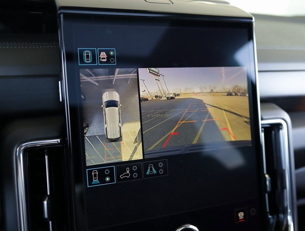 2026 GMC Yukon XL Denali - Photo 19