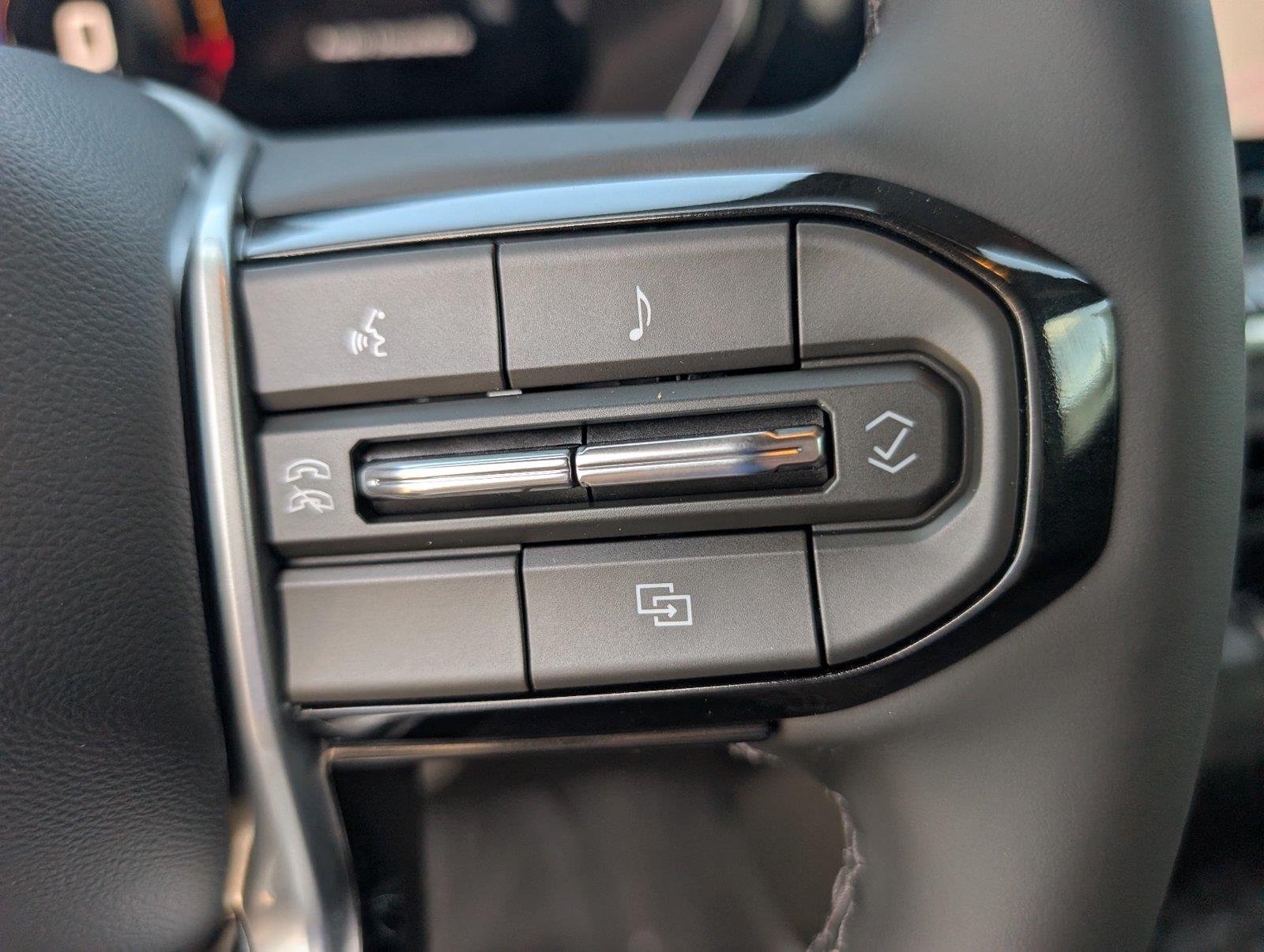 New 2026 Sterling Gray Metallic Chevrolet LT image 26