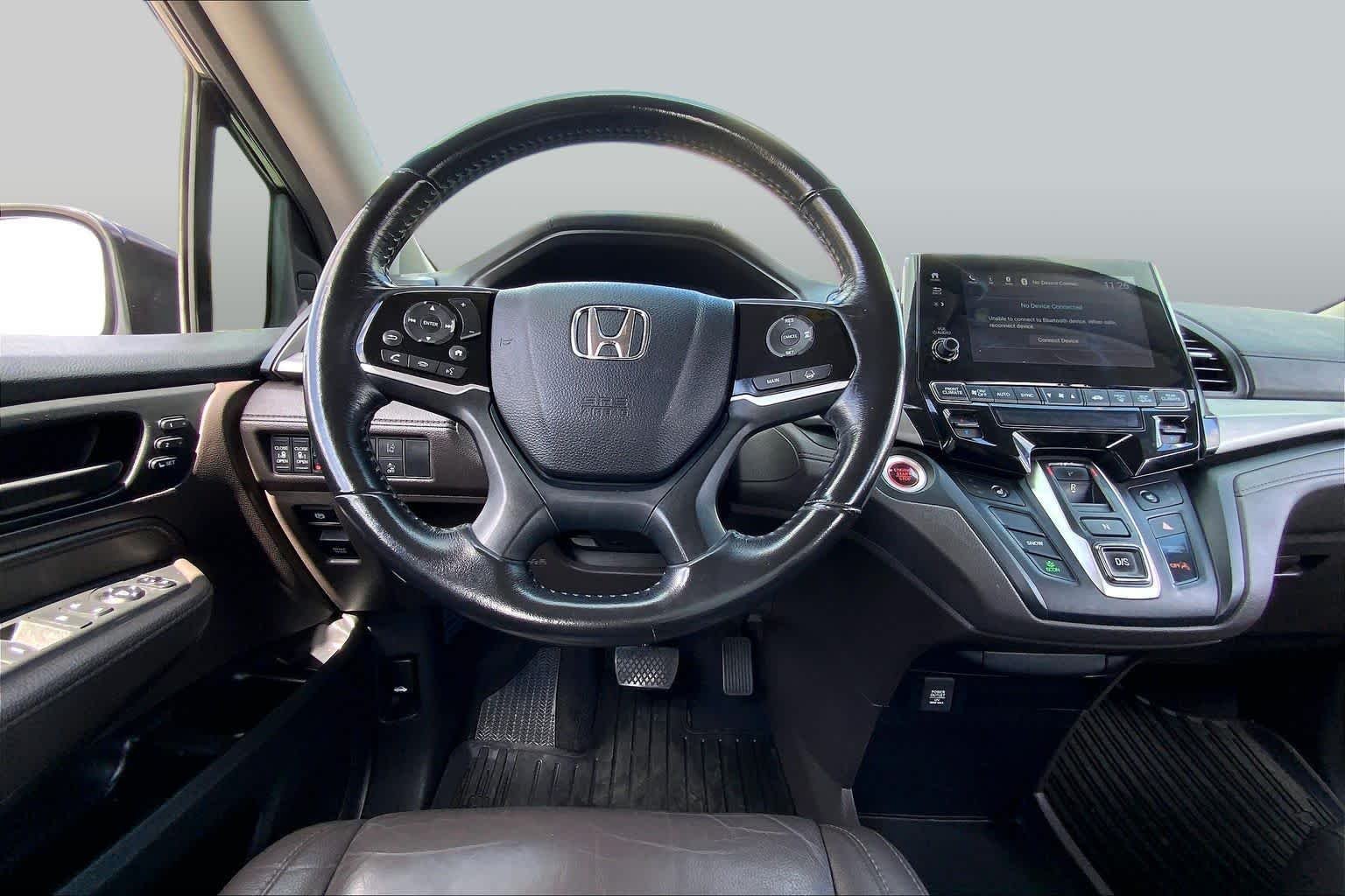 Used 2018 Crystal Black Pearl Honda EX-L image 6