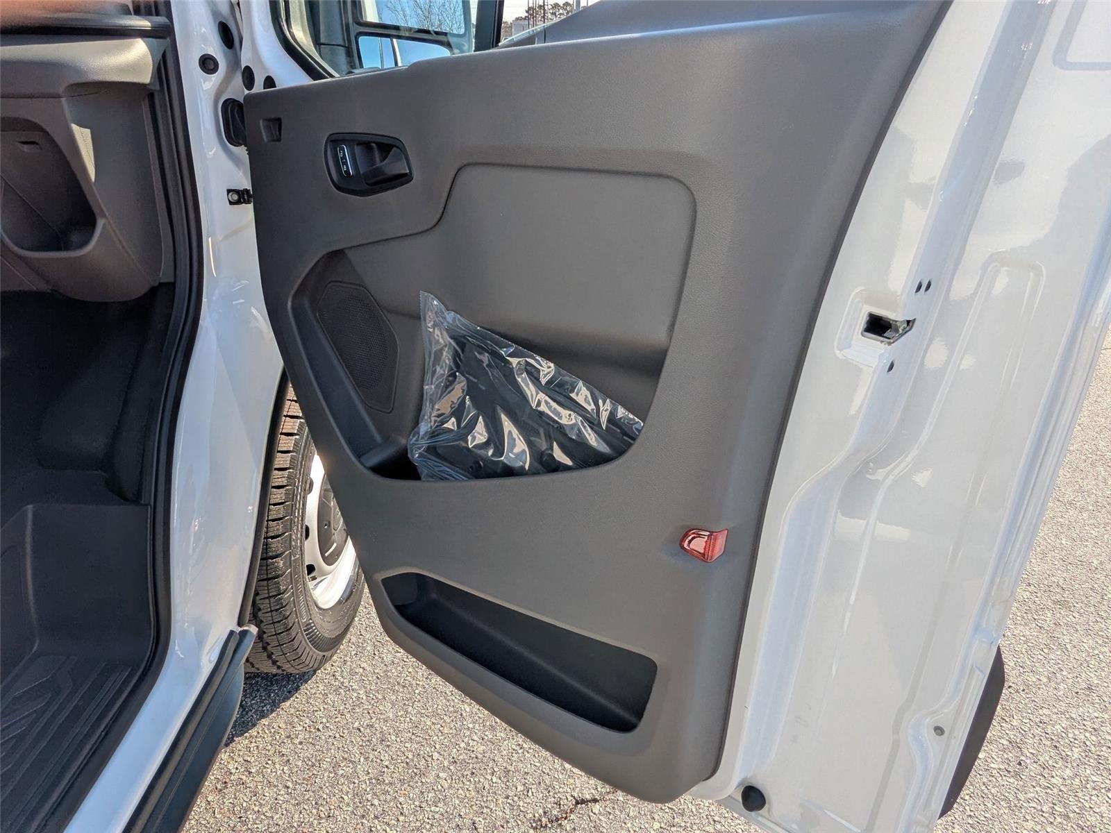 New 2026 Oxford White Ford Cargo Van image 26