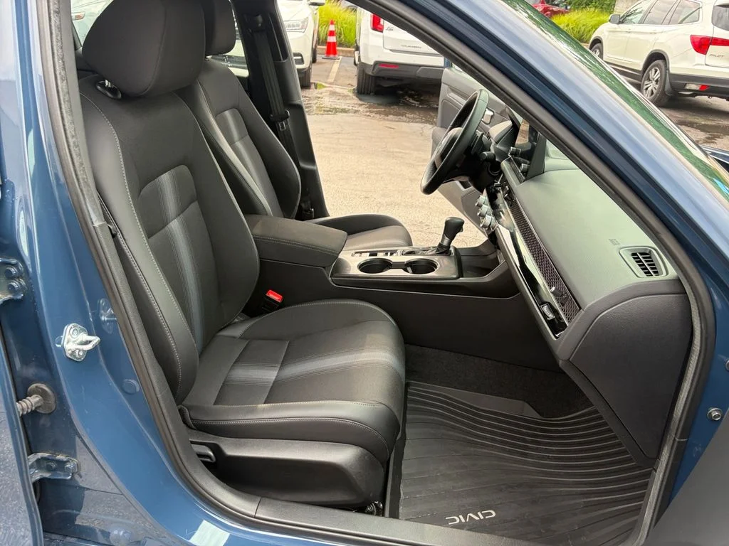 Certified Used 2025 Blue Lagoon Pearl Honda Sport image 17