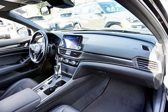 Used 2021  Honda Sport image 9