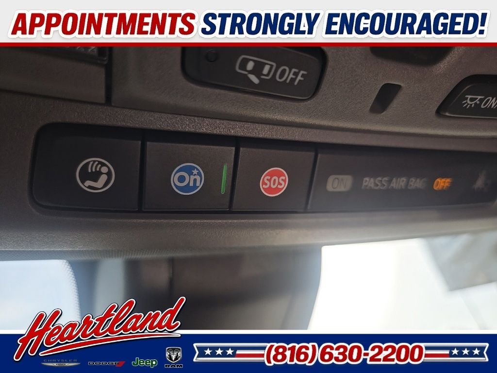 Used 2022 White Chevrolet LTZ image 78