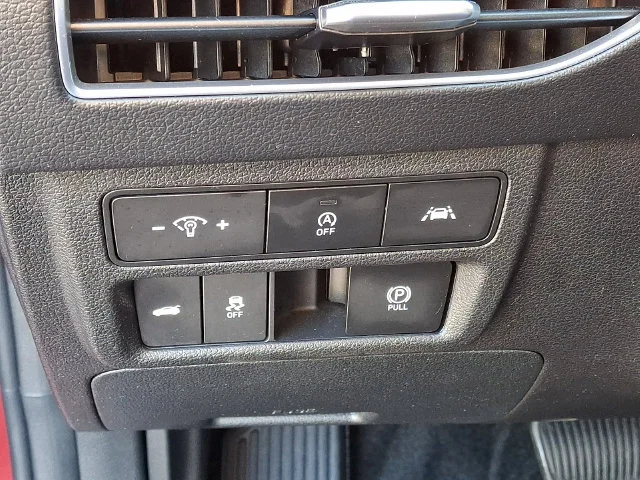 Certified Used 2023 Red Hyundai SE image 22