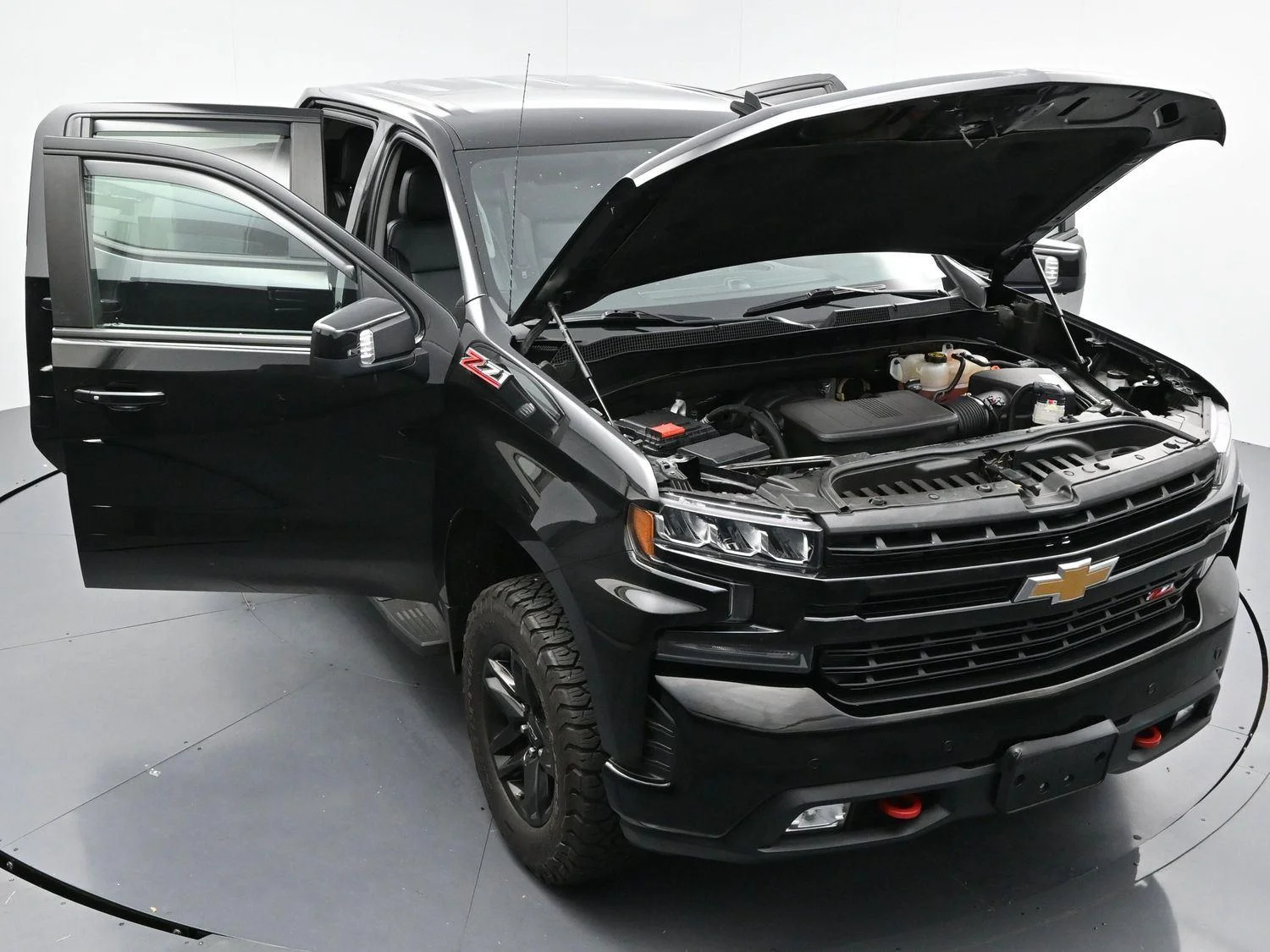 Used 2020 Black Chevrolet LT Trail Boss image 41
