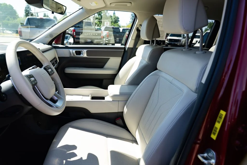Used 2024 Red Hyundai SEL image 17