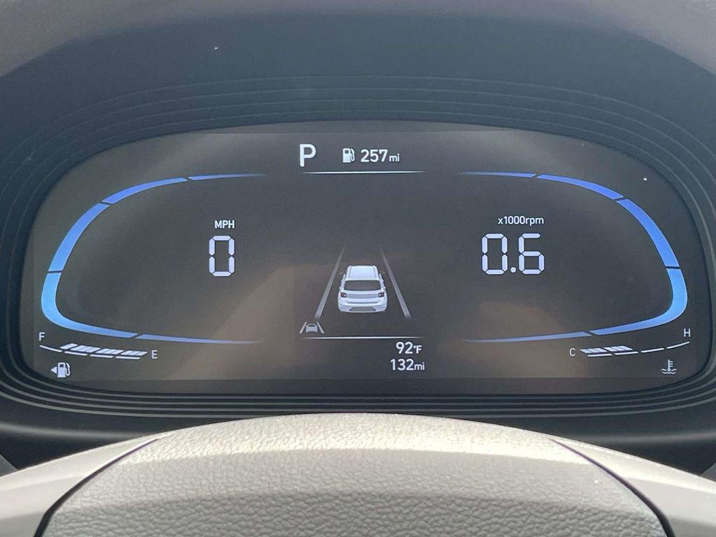 New 2026 White Hyundai SE image 18