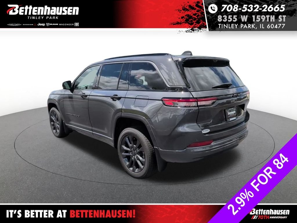 New 2026 Baltic Gray Metallic Clear-Coat Exterior Paint Jeep Limited Reserve image 10