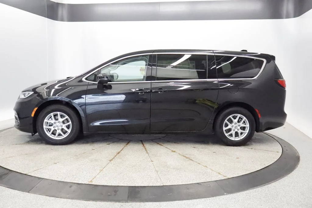 Certified 2023 Chrysler Pacifica Touring L with VIN 2C4RC1BGXPR627318 for sale in Coon Rapids, Minnesota