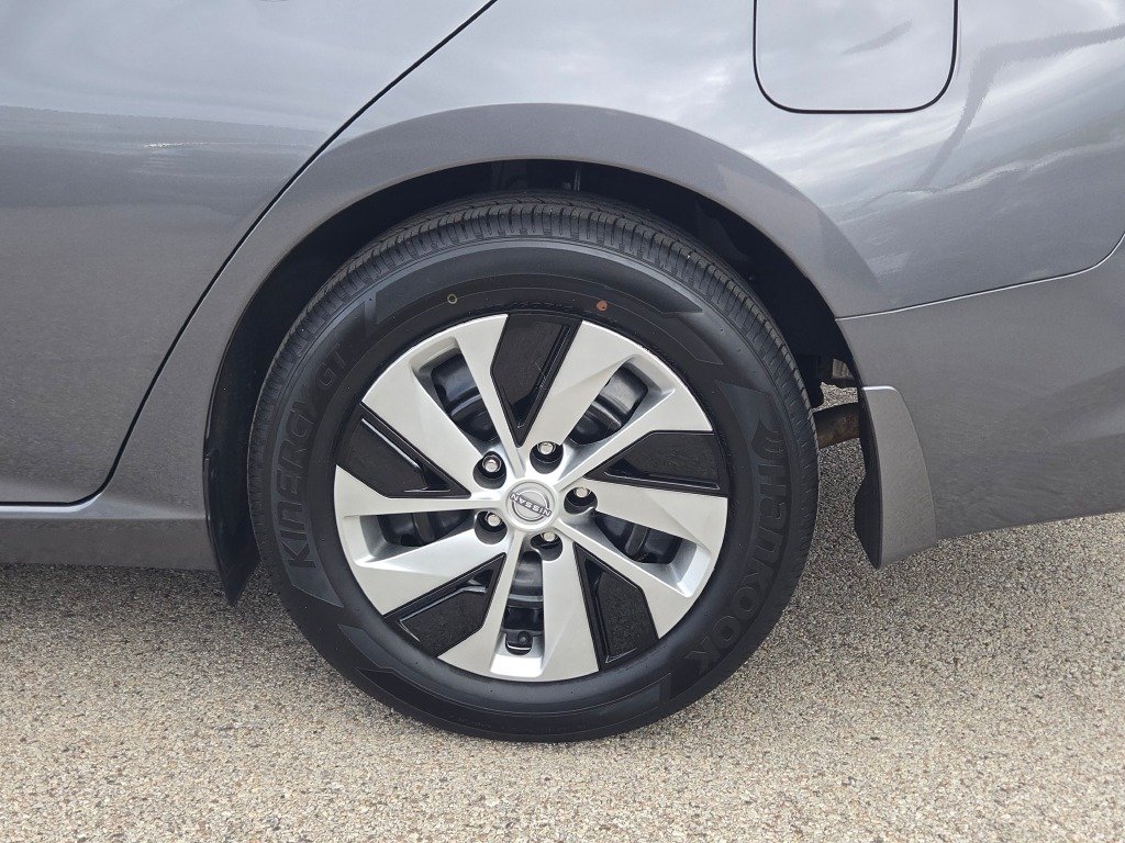Certified Used 2025 Gray Nissan 2.5 S image 14