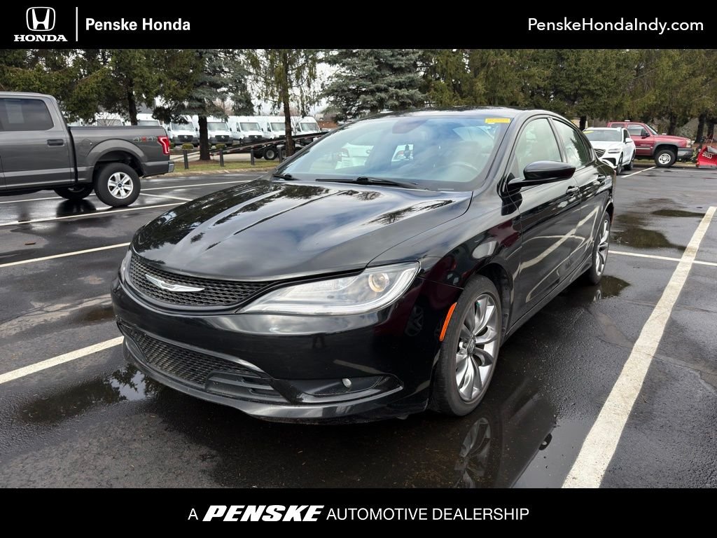 2015 Chrysler 200 S