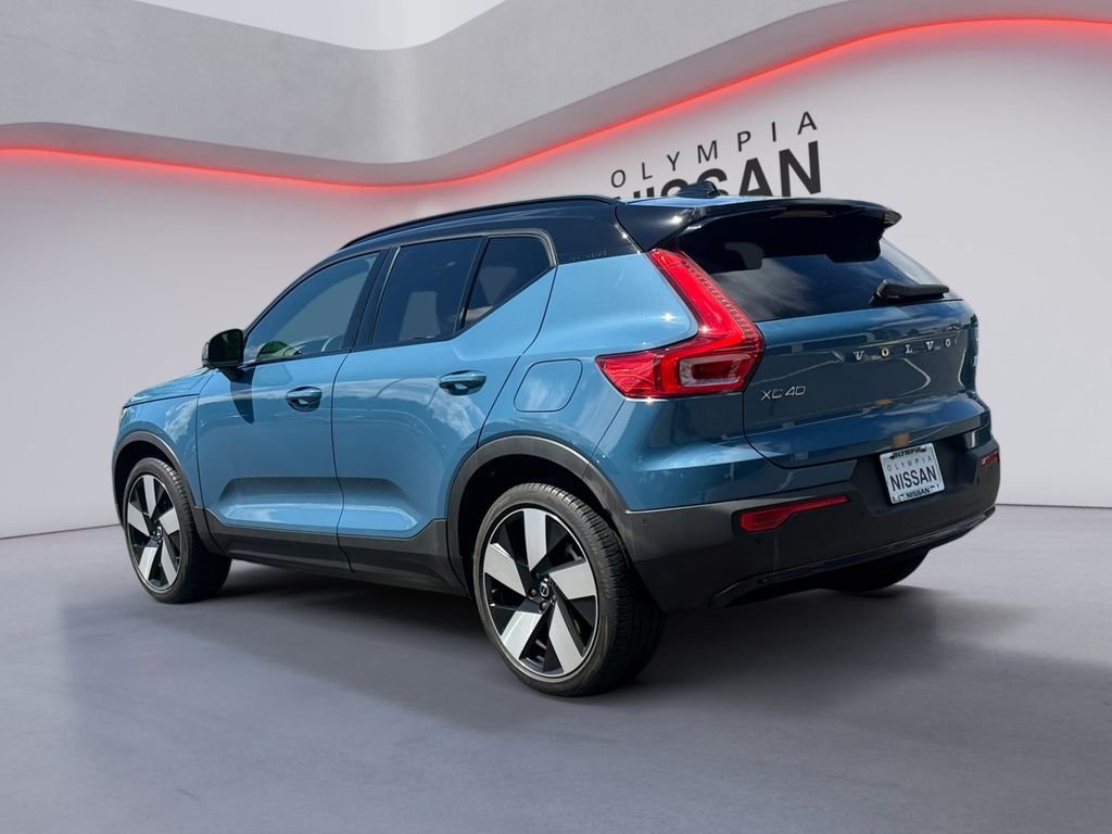 Used 2023 Blue Volvo Ultimate image 3