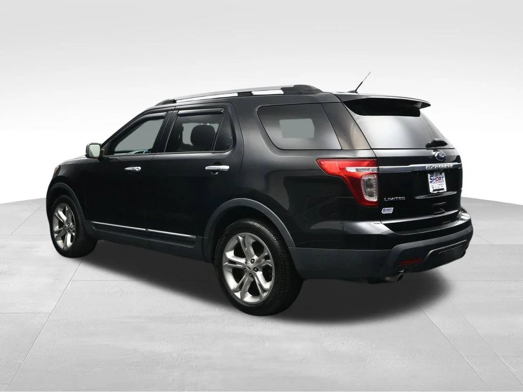 Used 2013 Black Ford Limited image 3