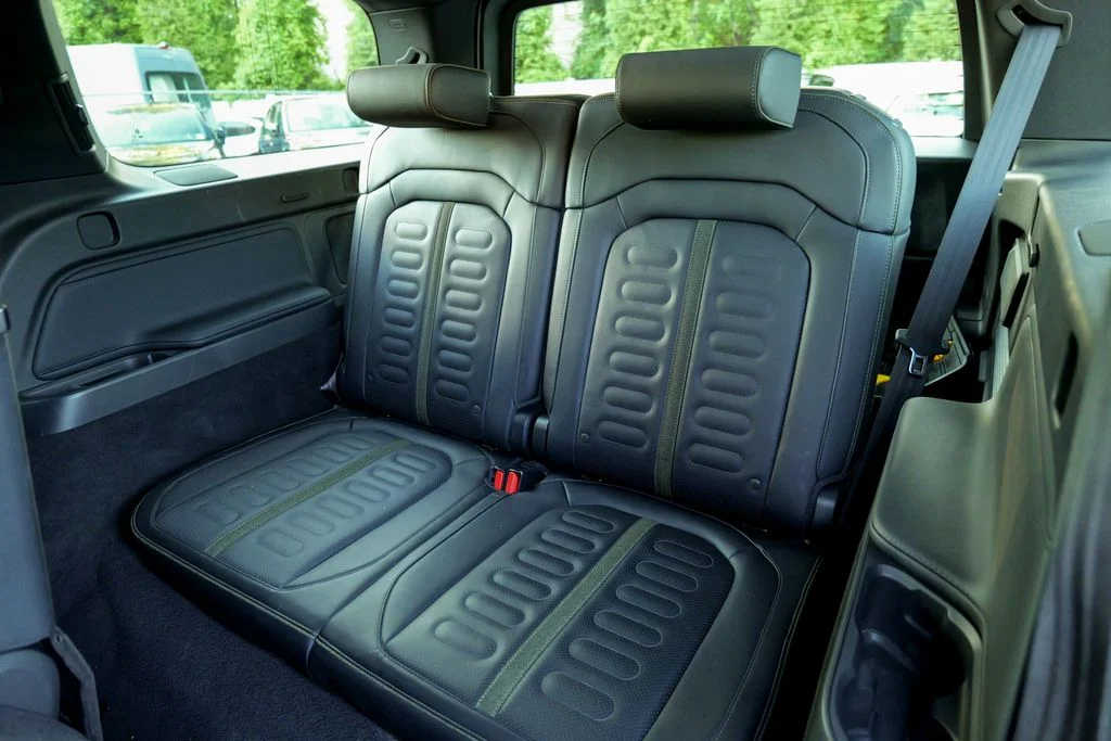 Used 2025 Green Rivian Adventure Dual Motor Standard Pack image 28