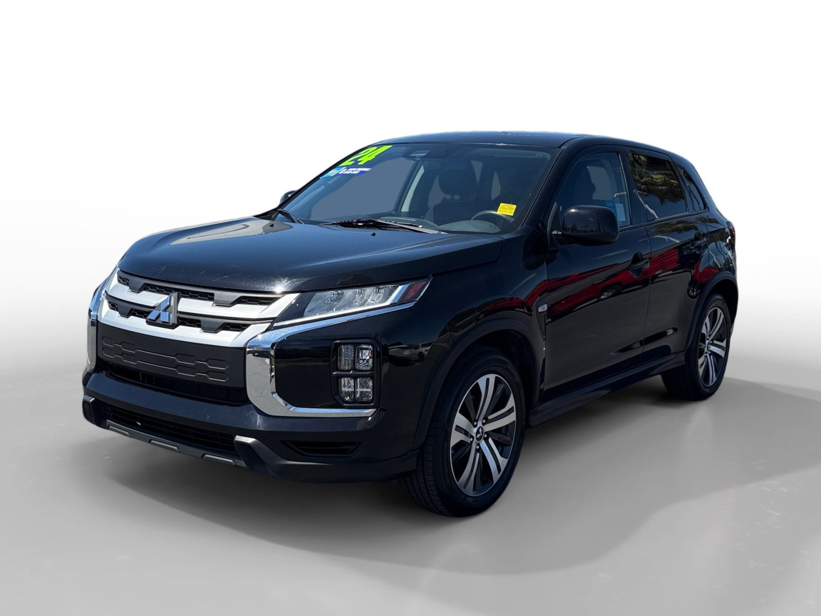 Used 2024 Silver Mitsubishi 2.0 ES image 1