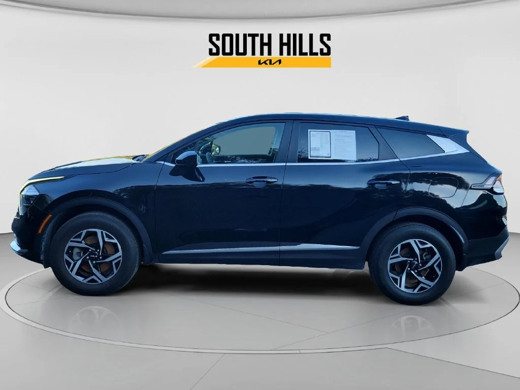 Used 2023 Black Kia LX image 2