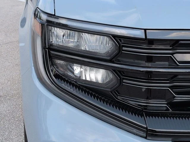 New 2027 Glacier Gray Metallic Tri-Coat Ford Platinum image 10
