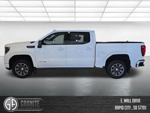 Used 2024 White GMC AT4 image 3