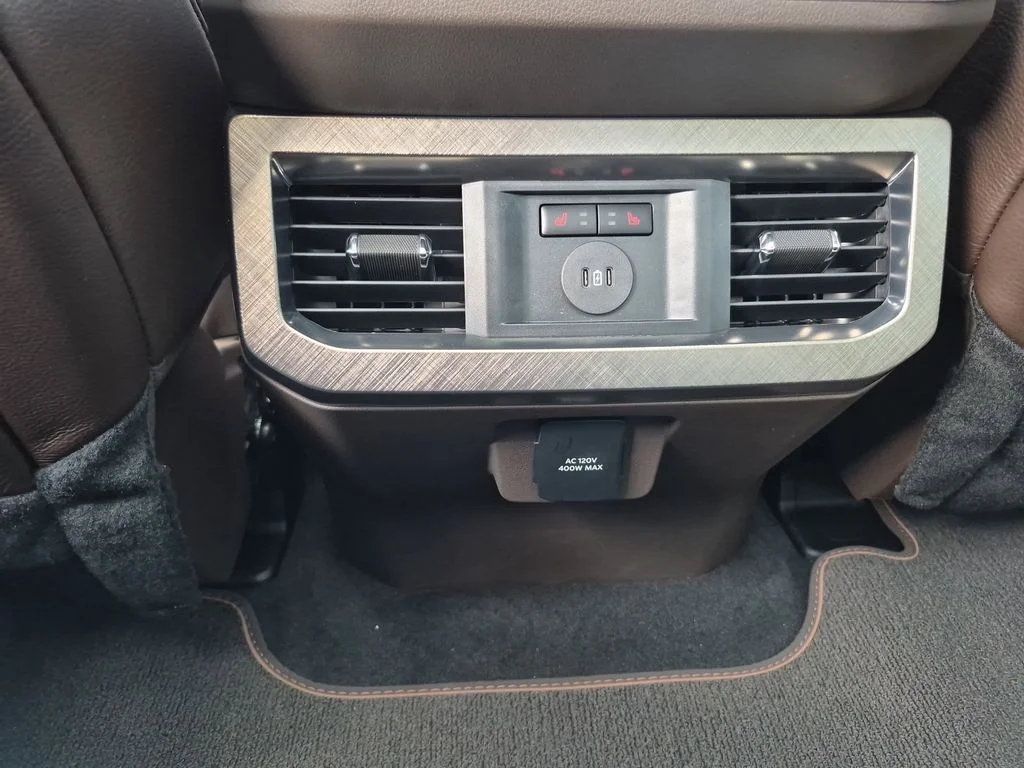 New 2026 Glacier Gray Metallic Tri-Coat Ford F-350® King Ranch® image 26