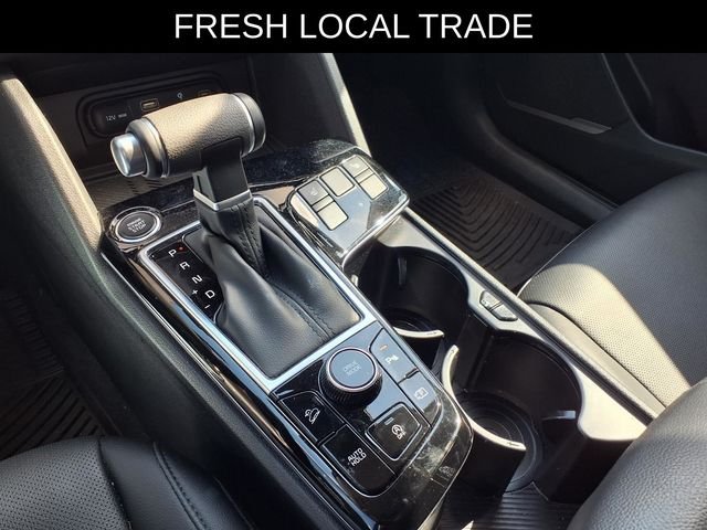 Used 2025 White Kia EX image 25