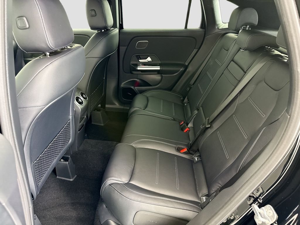 New 2026 Night Black Mercedes-Benz GLA 250 image 20