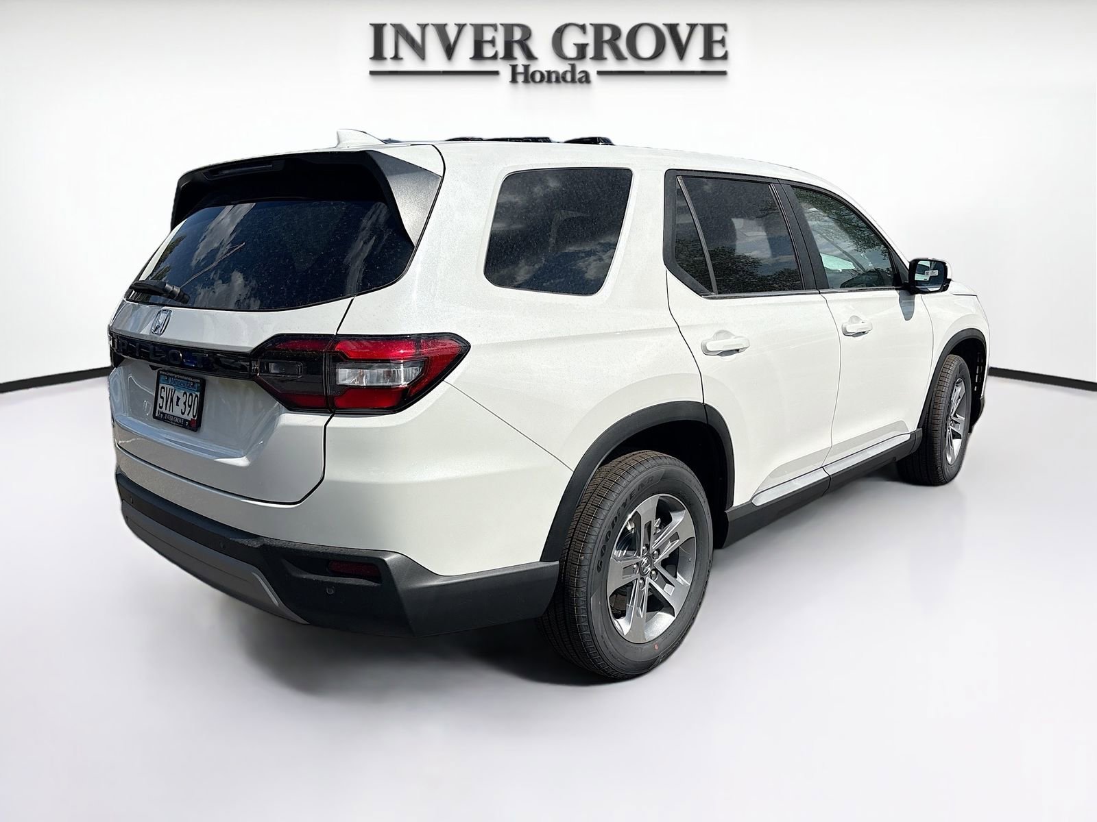 Certified Used 2025 Platinum White Pearl Honda AWD EX-L image 12