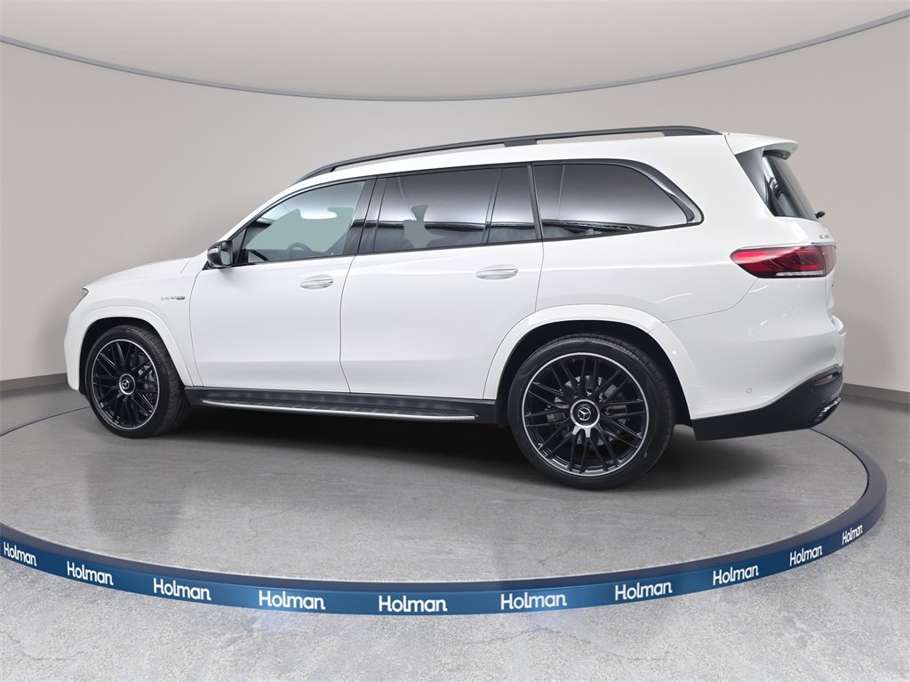 2023 Mercedes Benz GLS 63 AMG 4MATIC photo 2