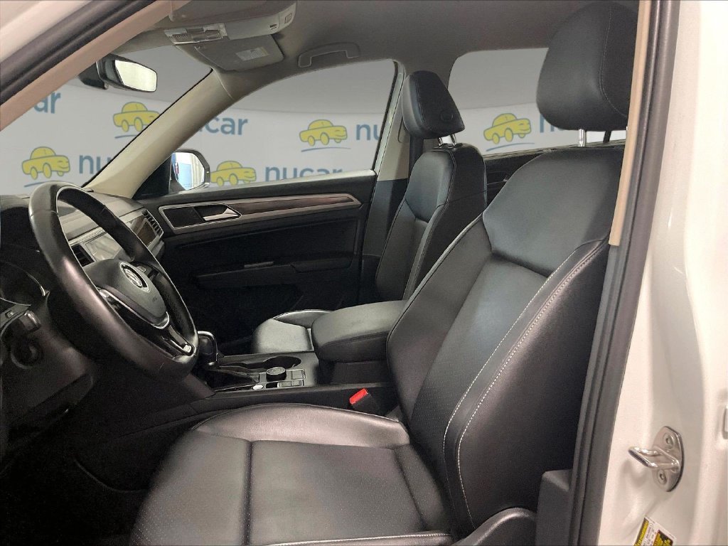 Used 2019 White Volkswagen 3.6L V6 SE image 10