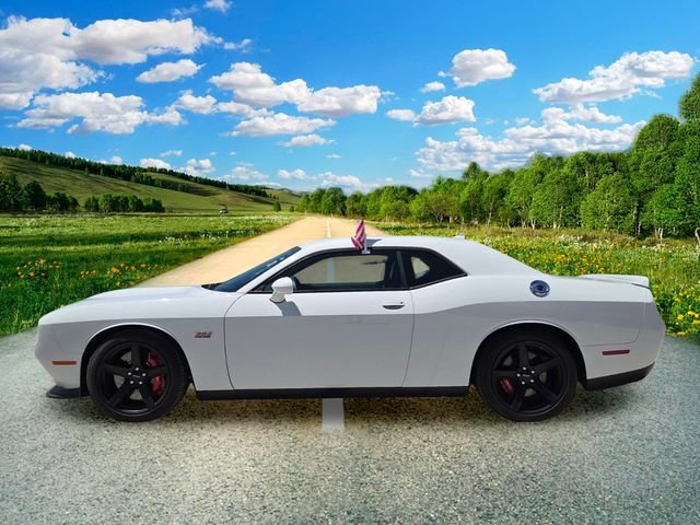 Certified Used 2018 White Dodge SRT 392 image 3