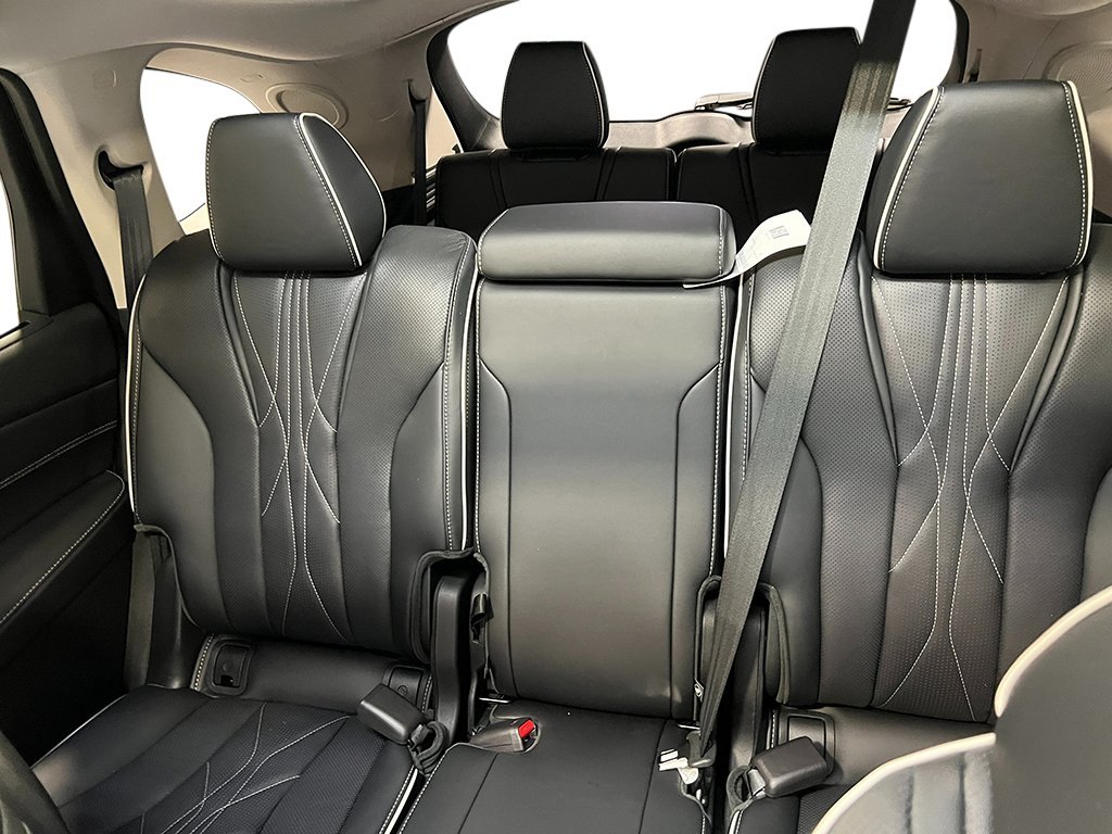 New 2026 Solar Silver Metallic Acura w/Advance Package image 30