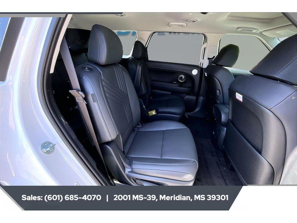 New 2026 Creamy White Pearl Hyundai SEL Premium FWD image 8