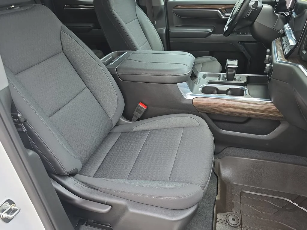 2023 Chevrolet Silverado 1500 LT - Photo 29