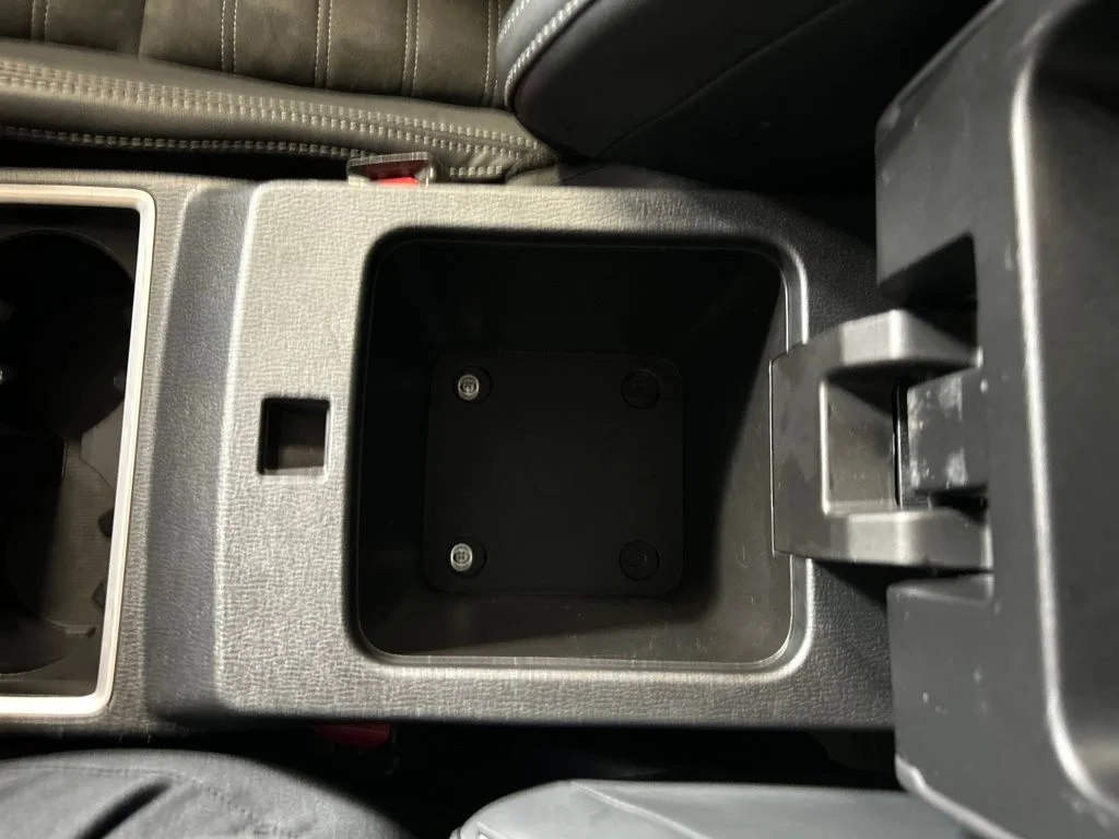 Used 2023  Mitsubishi SE image 24