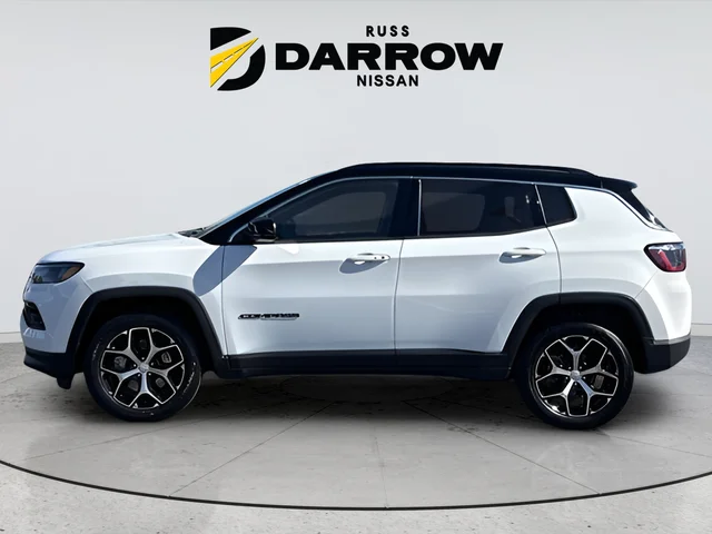 Used 2024 White Jeep Limited image 2
