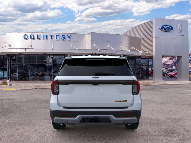 New 2026 Space White Metallic Ford Tremor® image 5